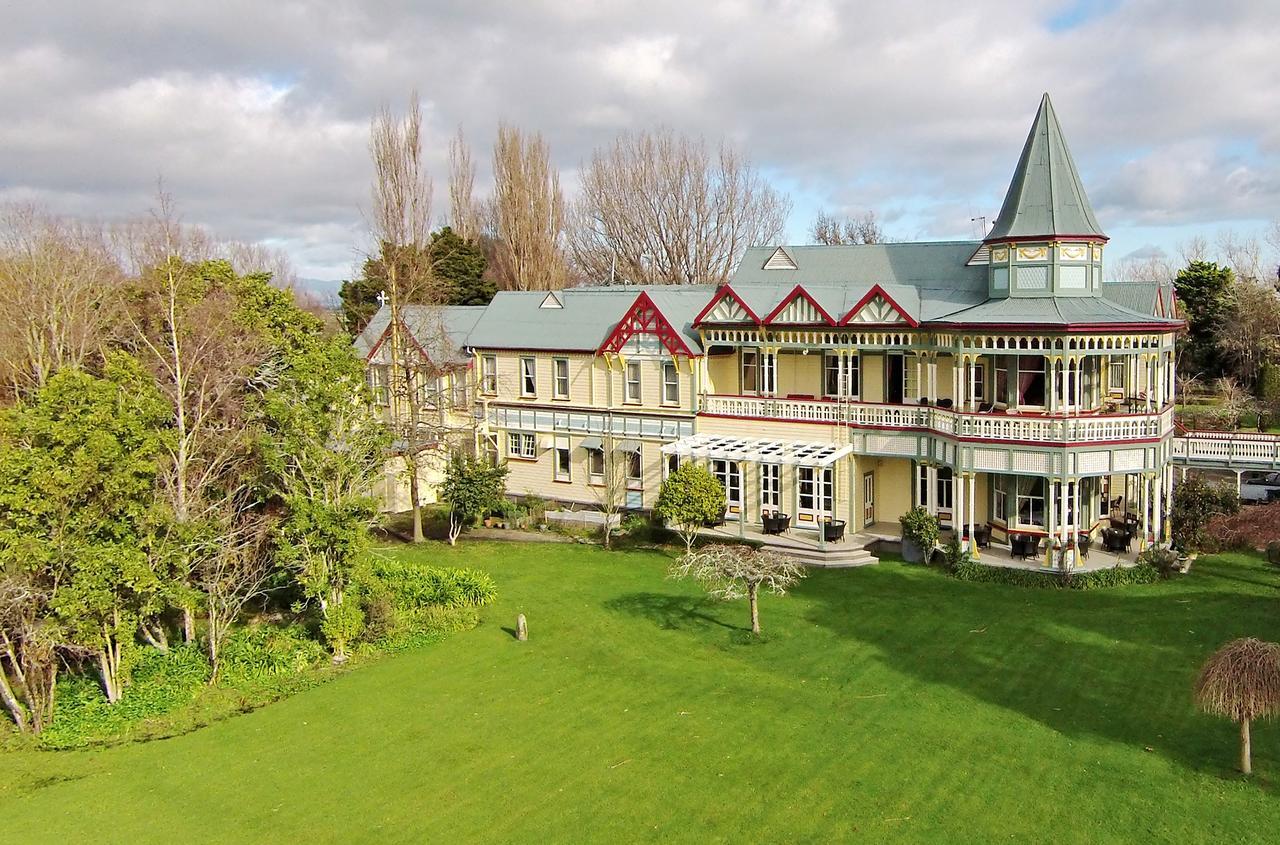 Highden Manor Estate Hotell Palmerston North Exteriör bild